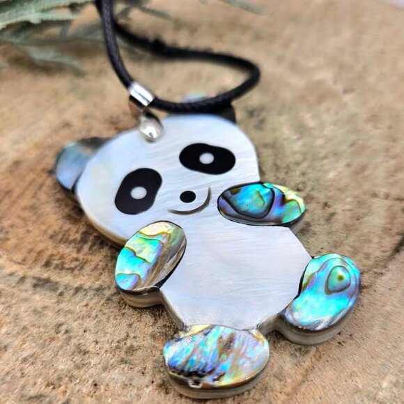 Adorable Nature Abalone Shell Cute Panda Pendant Necklace - Picture 3 of 10